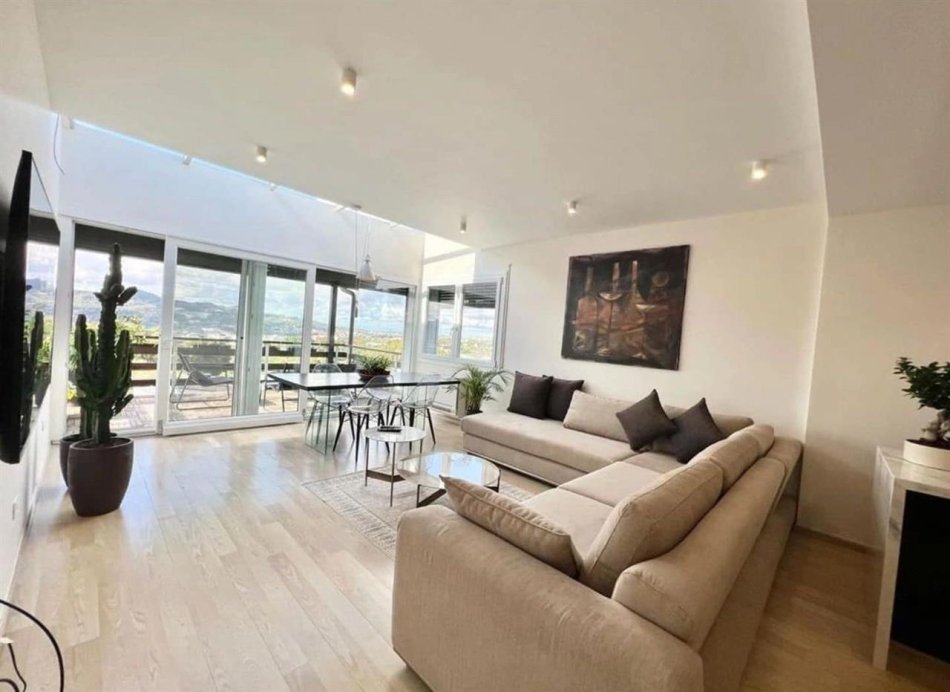 Tirane, shitet apartament 2+1+Aneks+Ballkon Kati 3, 131 m² 420.000 € (Long Hill Residence)