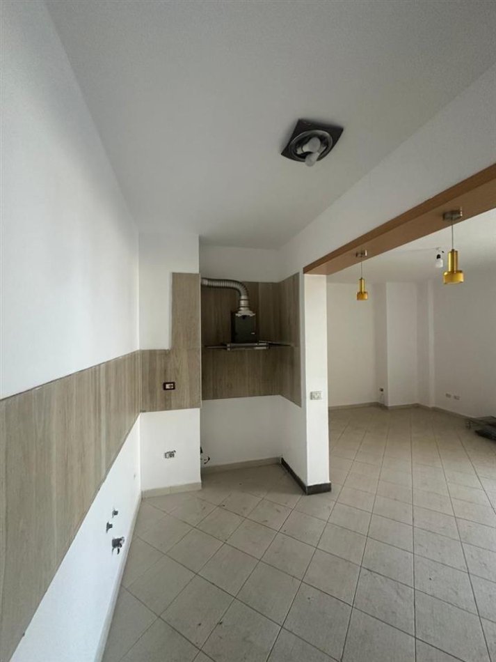 Tirane, shitet apartament 2+1 Kati 11, 117 m² 170.000 € (Rruga Kavajes)