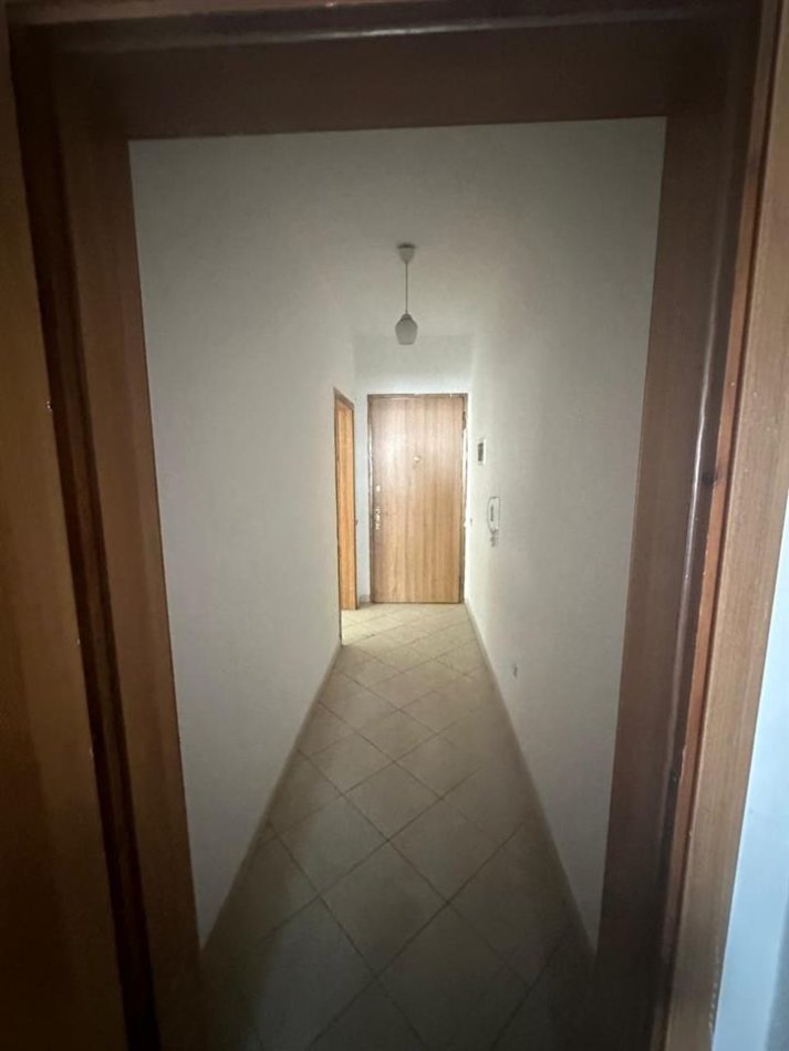 Tirane, shitet apartament 2+1 Kati 11, 117 m² 170.000 € (Rruga Kavajes)