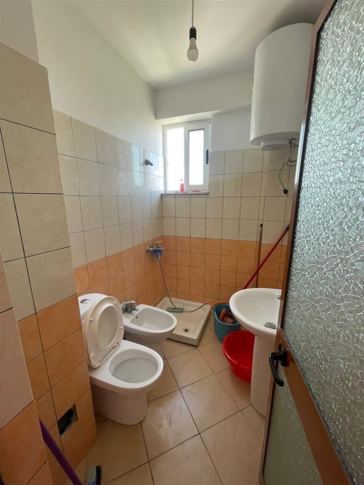 Durres, shitet apartament 2+1 Kati 9, 87 m² 77,000 € 