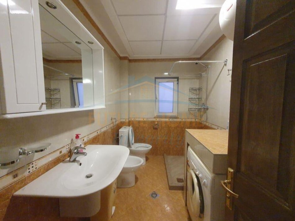 Shitet, Apartament 2+1, Rruga e Elbasanit 1.350.000 leke te reja