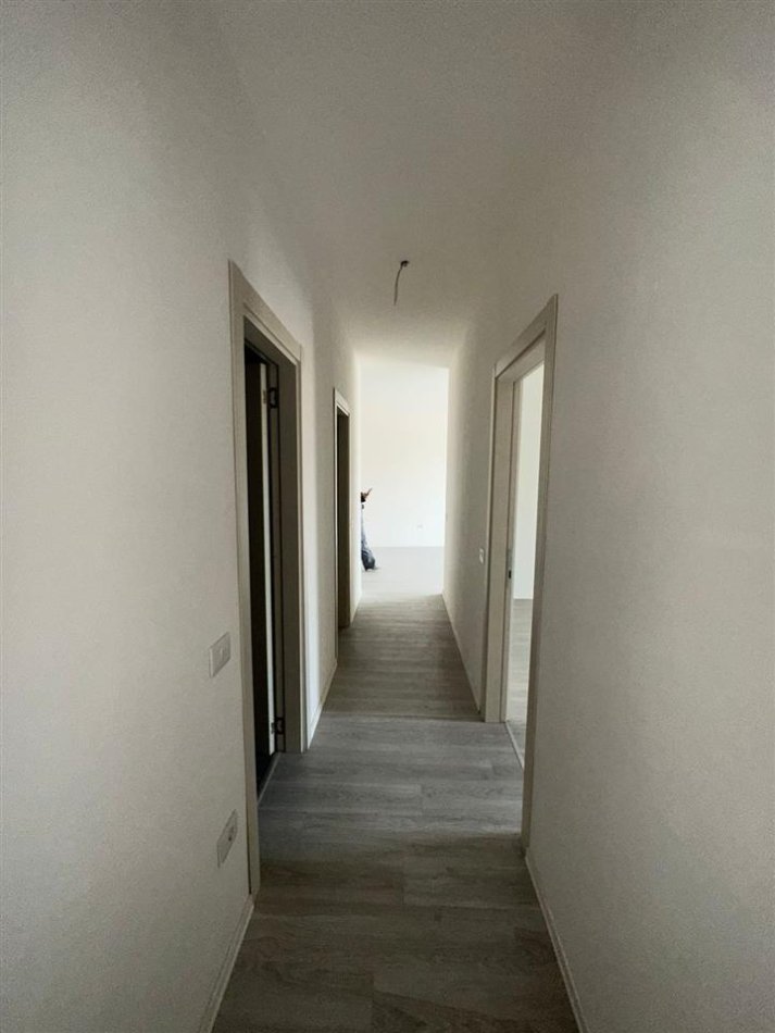 Tirane, shitet apartament 2+1 Kati 4, 109 m² 135.750 € (tek teodor Keko)