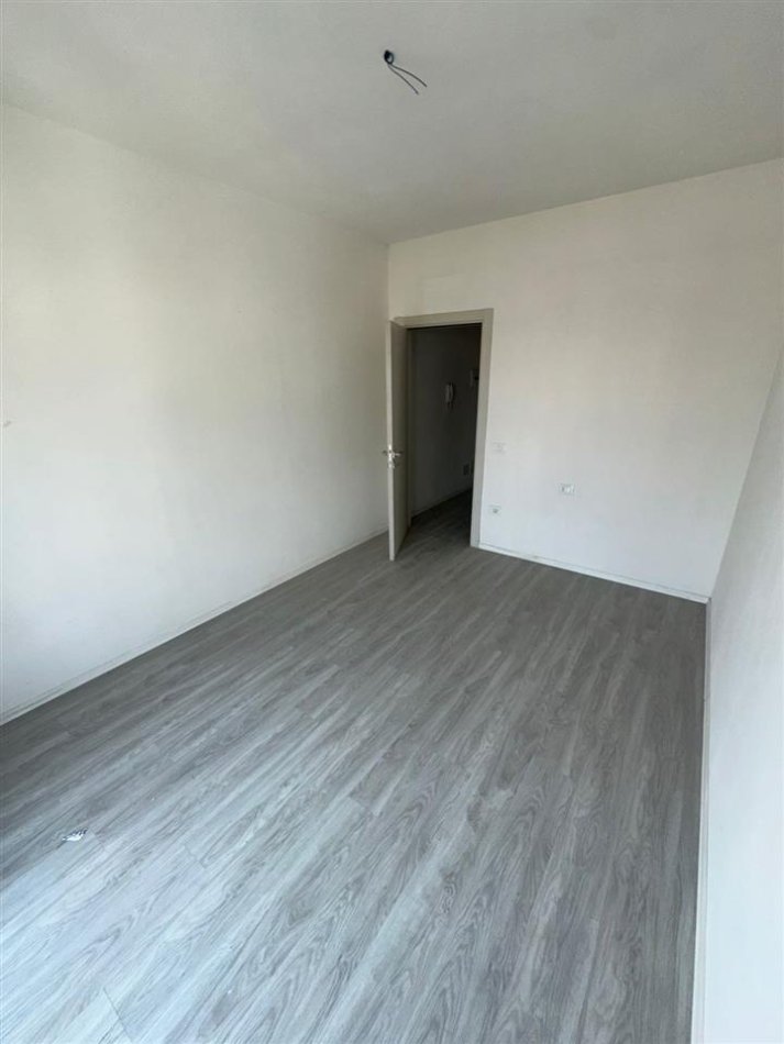 Tirane, shitet apartament 2+1 Kati 4, 109 m² 135.750 € (tek teodor Keko)
