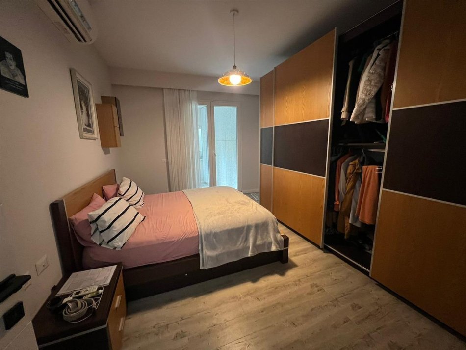 Tirane, shitet apartament 3+1 Kati 2, 128 m² 290.000 € (Liqeni i Thate)