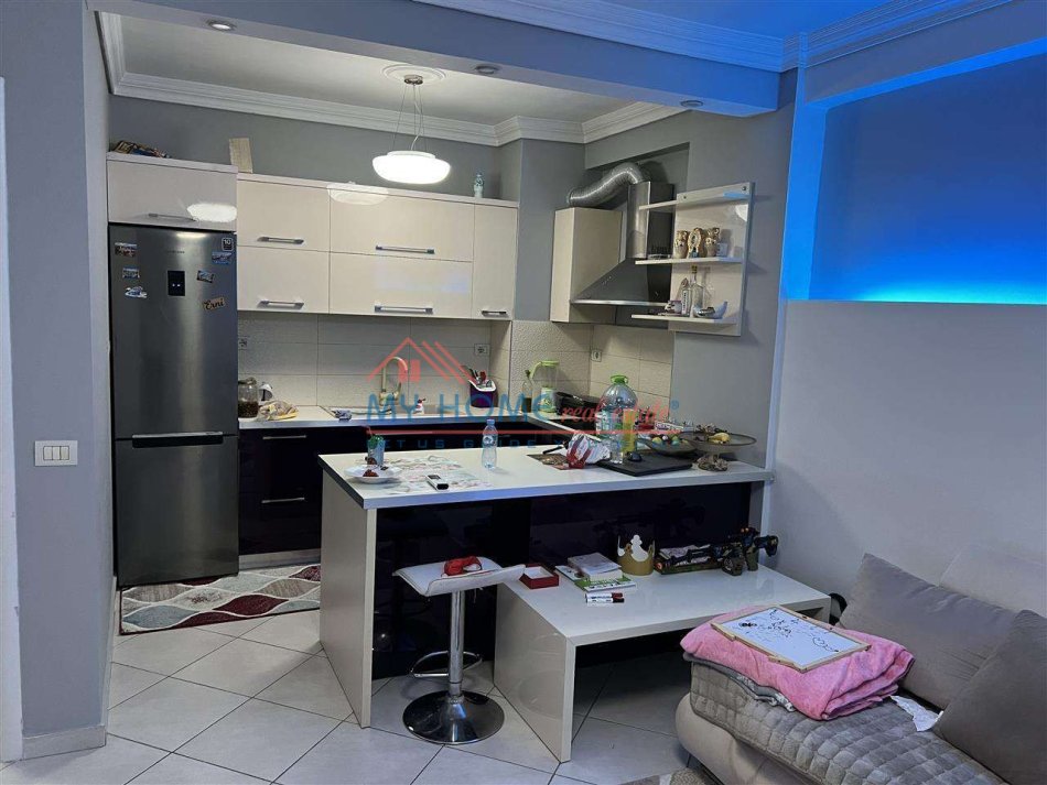 Tirane, shitet 1+1 Kati 4, 73 m² 139.000 € 