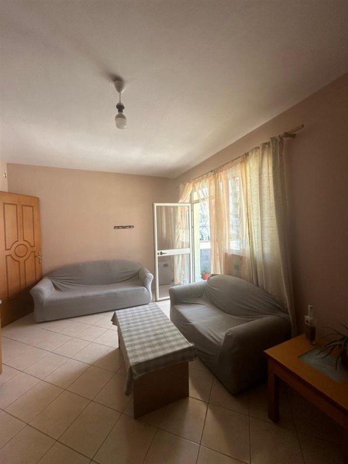 Tirane, shitet shtepi 2 Katshe Kati 2, 310 m² 248.000 € (Yzberisht)