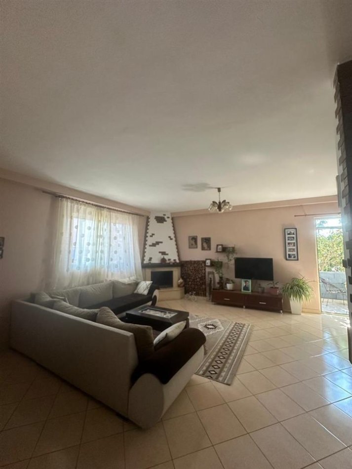 Tirane, shitet shtepi 2 Katshe Kati 2, 310 m² 248.000 € (Yzberisht)