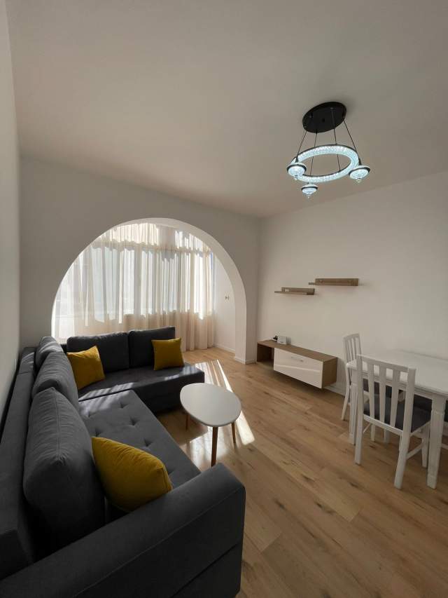 Durres, jepet me qera apartament 1+1 Kati 2, 70 m² 400 Euro (Shkolla e bashkuar)