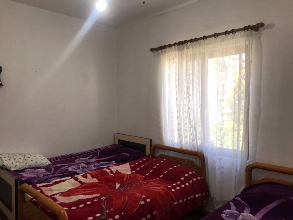 Tirane, shitet shtepi 2 Katshe Kati 2, 175 m² 119.000 € (ne Babrru Tirane.)