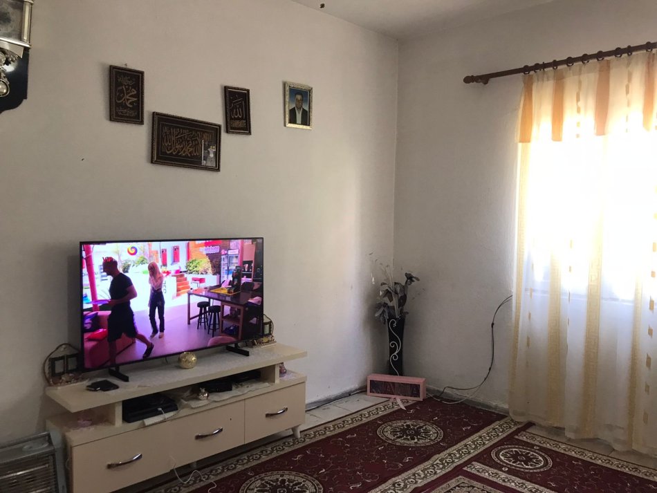 Tirane, shitet shtepi 2 Katshe Kati 2, 175 m² 119.000 € (ne Babrru Tirane.)