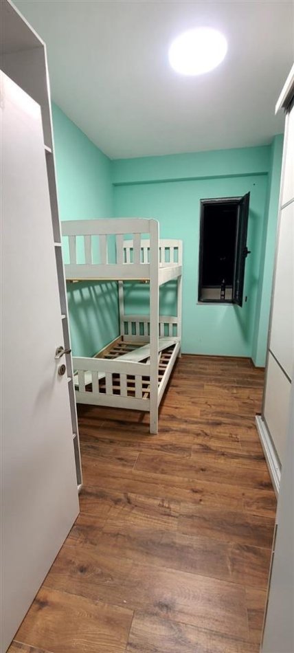 Tirane, jepet me qera apartament 2+1+Ballkon Kati 7, 83 m² 400 € (rruga Teodor Keko)