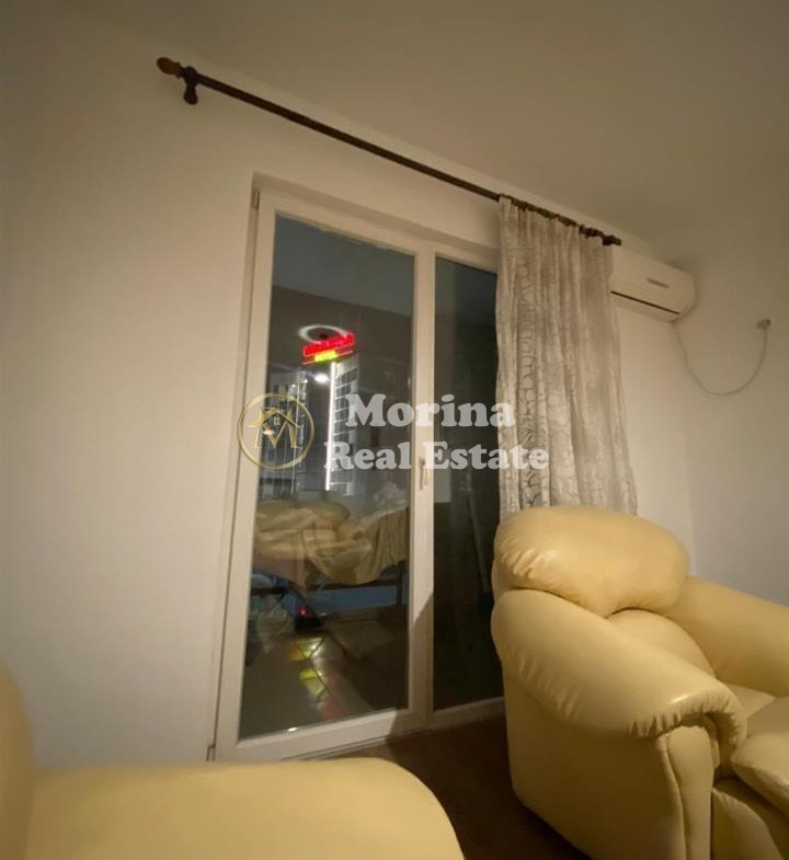 Tirane, jepet me qera apartament 2+1 Kati 6, 130 m² 500 € (Astir)