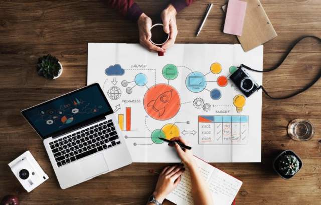 Tirane, ofrojme trajnime  Web Design