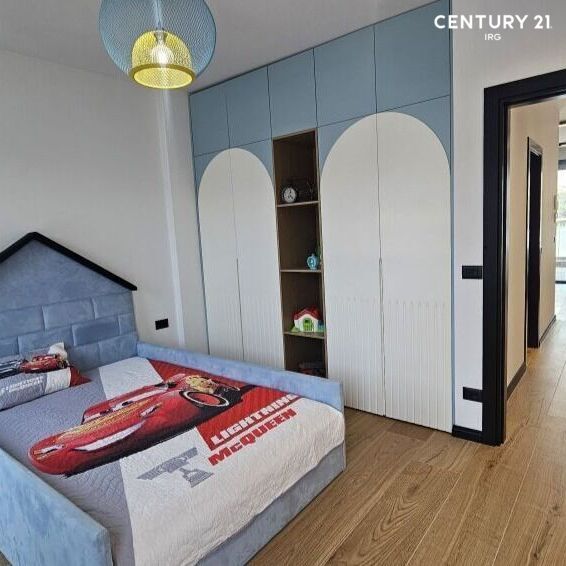 Tirane, shitet 2+1 Kati 3, 171 m² 369.000 € (Rruga Sauku Tiranë,Shqipëria)