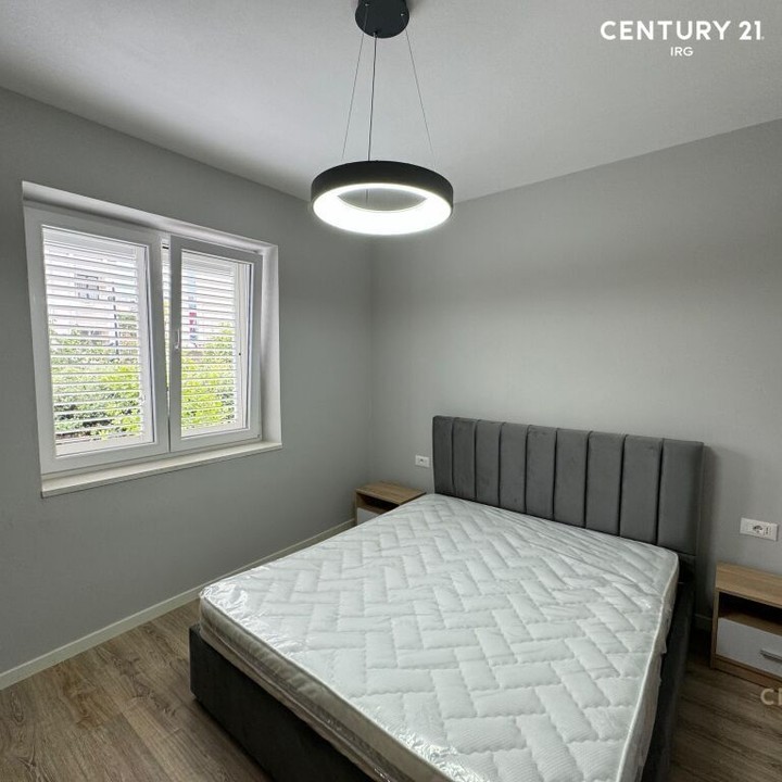 Tirane, jepet me qera apartament 2+1 Kati 2, 75 m² 700 € (Bulevardi Zogu i Pare)