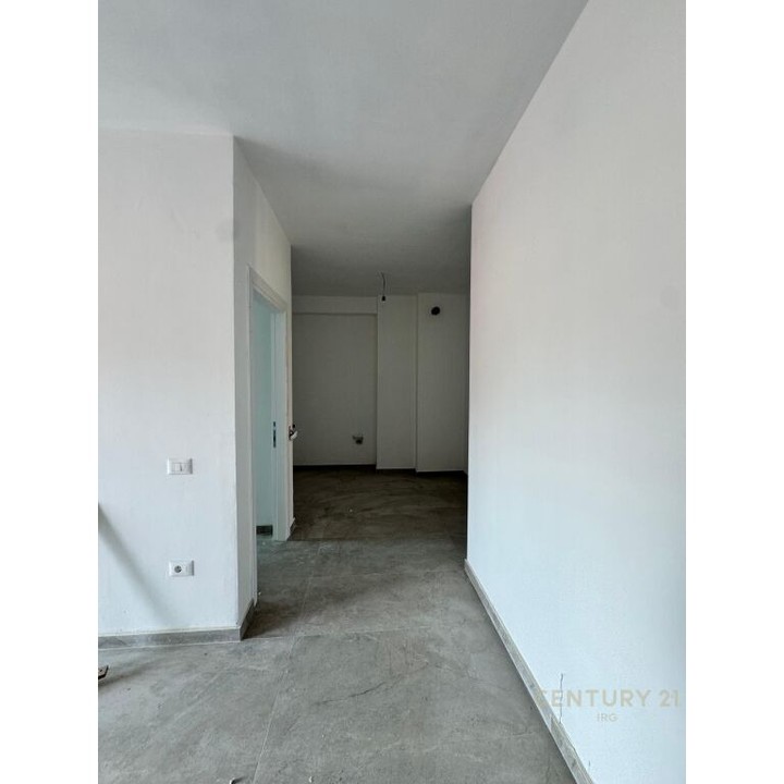 Tirane, shitet apartament 2+1 Kati 1, 100 m² 230.000 € (Myslym Shyri.)