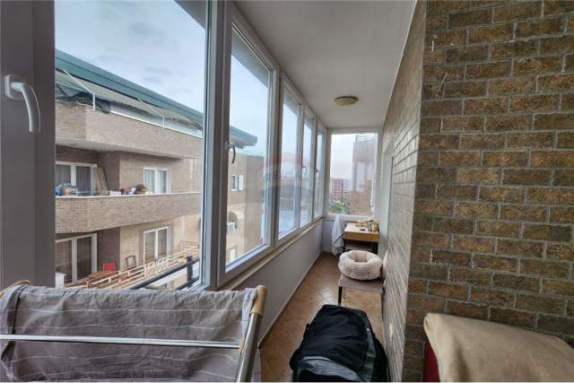 Tirane, jepet me qera apartament 1+1+BLK Kati 5, 73 m² 400 Euro (Kapiten Mir Zoti)