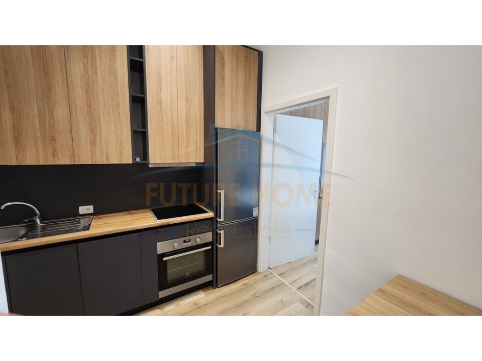 0683487469 Tirane, shitet apartament 1+1+Ballkon Kati 0, 71 m² 150.000 € (Kompleksi Kontakt , 21 Dhjetori)