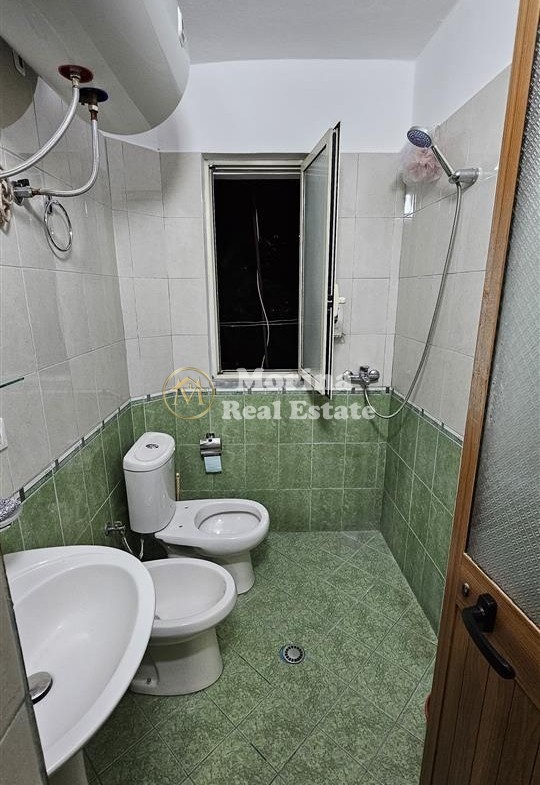 Tirane, jepet me qera apartament 2+1 Kati 4, 70 m² 550 € (5 Maji)
