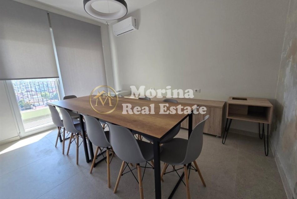 Tirane, jepet me qera ambjent biznesi Kati 4, 55 m² 500 € (Ish Fusha Aviacionit)