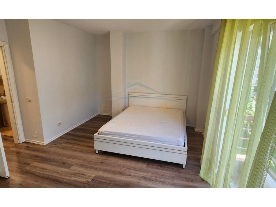 0683487469 Tirane, jepet me qera apartament 2+1+Ballkon Kati 4, 100 m² 850 € (Liqeni i Thate)