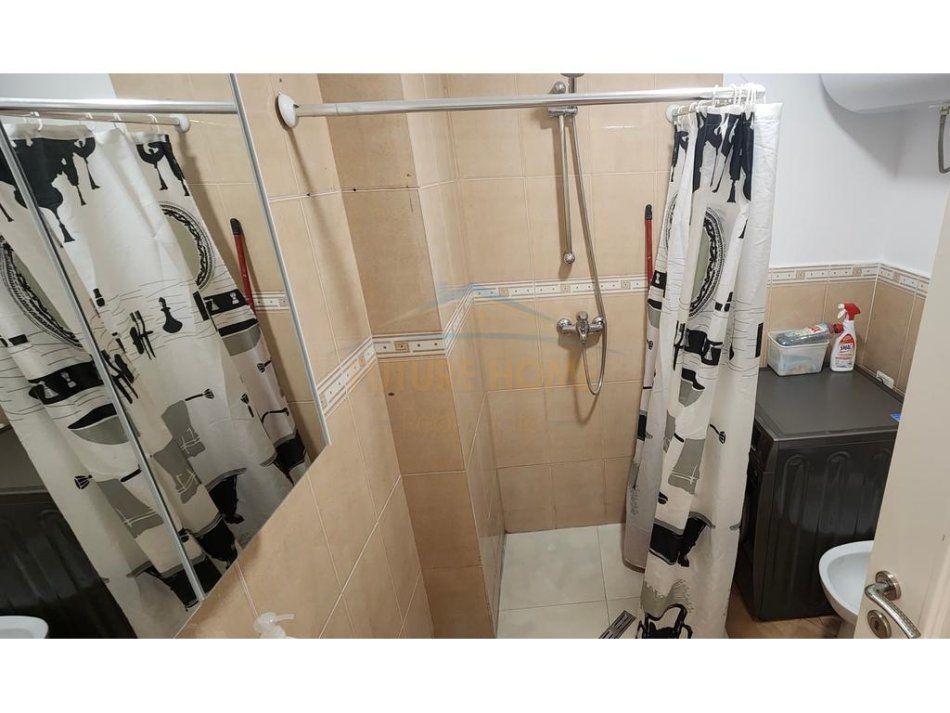 0683487469 Tirane, jepet me qera apartament 2+1+Ballkon Kati 4, 100 m² 850 € (Liqeni i Thate)