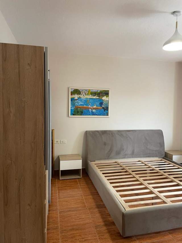 Tirane, jepet me qera apartament 1+1+BLK Kati 10, 75 m² 450 Euro