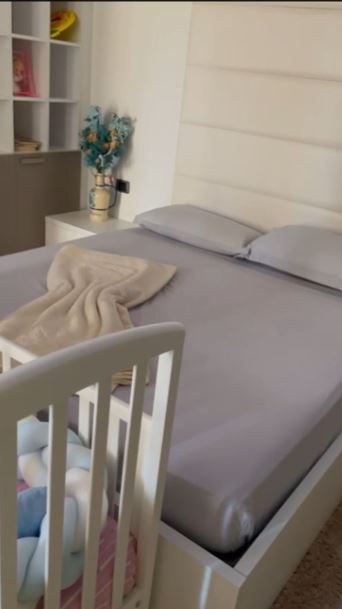 shitet apartament Kati 2, 100 m² 170.000 € (Shitet Super Apartament 2+1 në zonën 5 Maji, pas Concordit,)