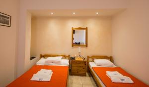 Greqi Shitet Hotel me 18 dhoma buzë detit 460 m²