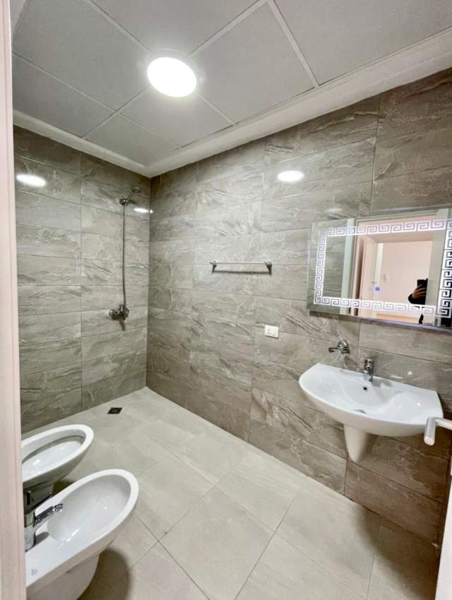 Tirane, shitet apartament Kati 5, 89 m² 132.000 Euro (don bosko)