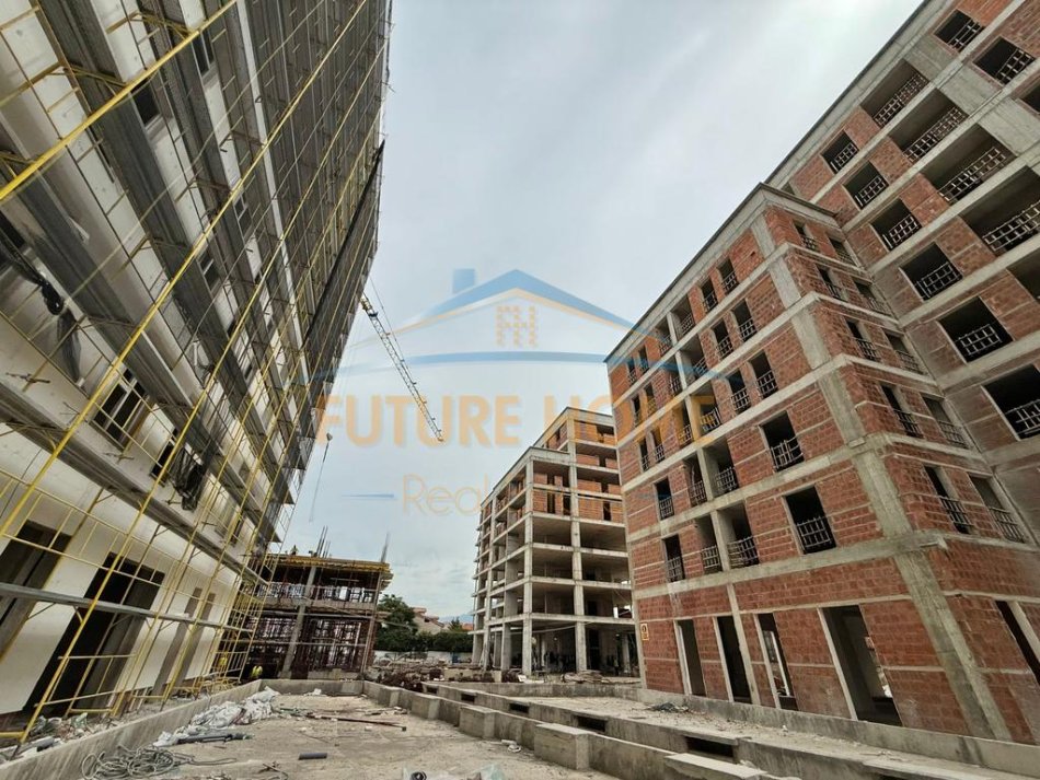 0683487469 Tirane, shitet apartament 1+1+Ballkon Kati 5, 60 m² 81.000 € (Tirana Entry 2)