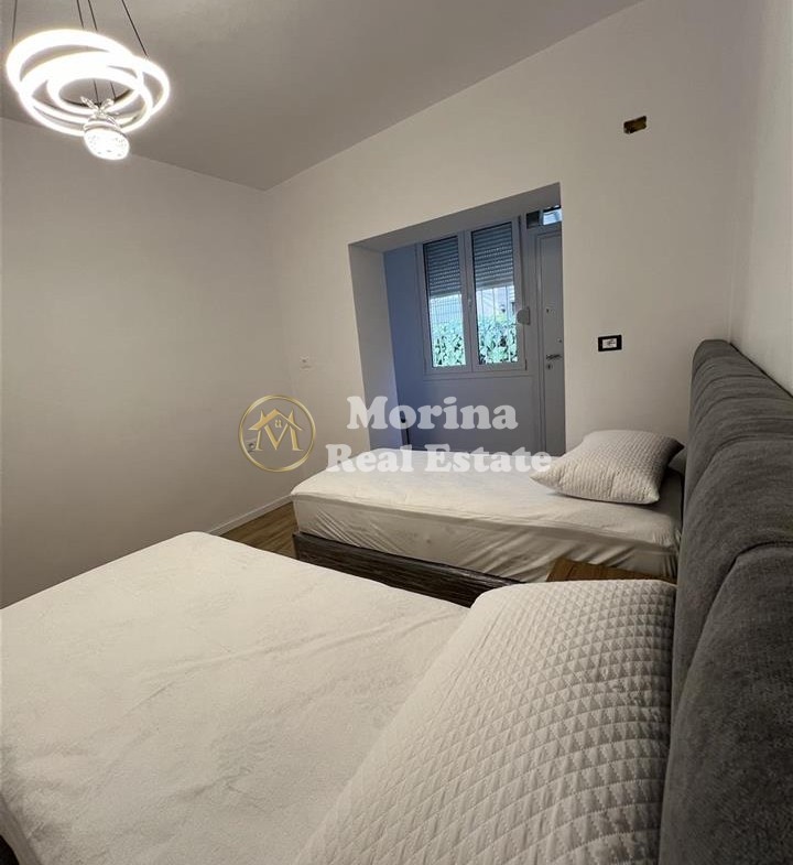 Tirane, jepet me qera apartament 2+1 Kati 1, 85 m² 700 € (Rruga Kavajes)