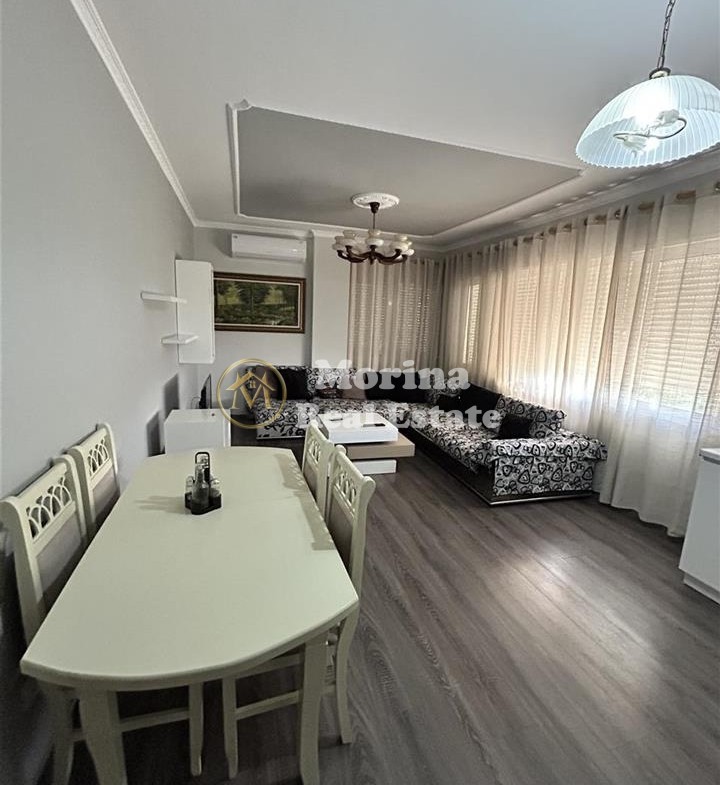 Tirane, jepet me qera apartament 2+1 Kati 3, 95 m² 450 € (Fresku)