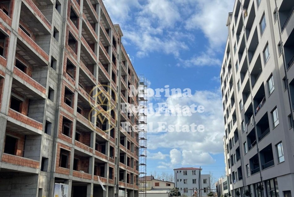 Tirane, shitet apartament 2+1 Kati 8, 97 m² 85.000 € (Bulevardi Blu)