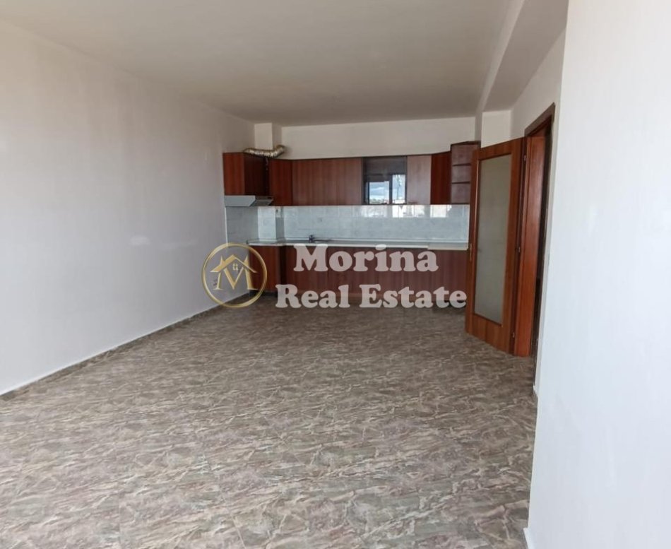 Tirane, jepet me qera apartament 2+1+Ballkon Kati 6, 90 m² 400 € (TV Klan)