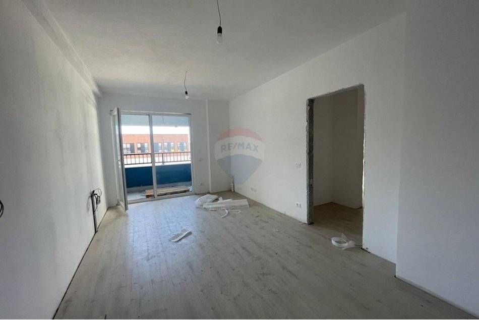 Tirane, shitet apartament 2+1 Kati 2, 95 m² 89.000 € (Univers City)