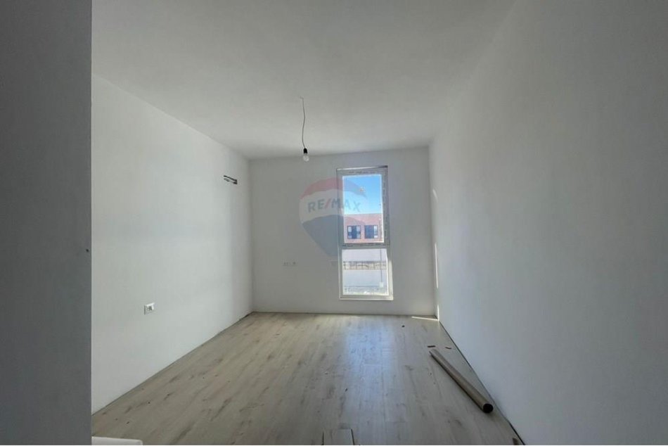 Tirane, shitet apartament 2+1 Kati 2, 95 m² 89.000 € (Univers City)