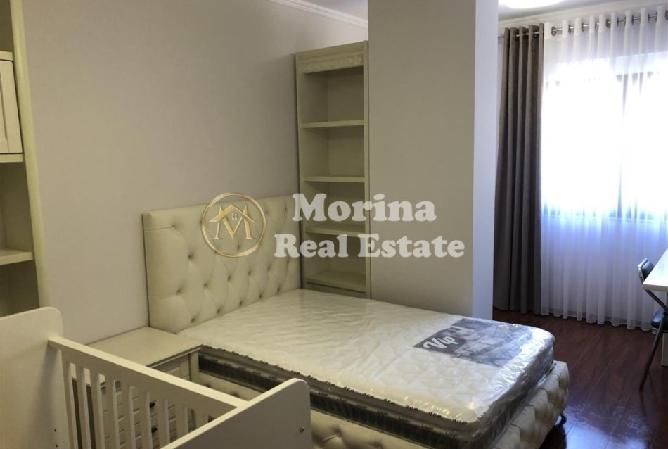 Tirane, jepet me qera apartament 3+1 Kati 6, 150 m² 1.100 € (Tawani)