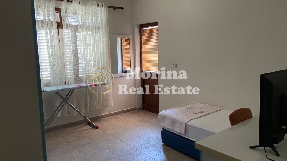 Tirane, jepet me qera shtepi 2+1 Kati 2, 120 m² 500 € (Oxhaku)