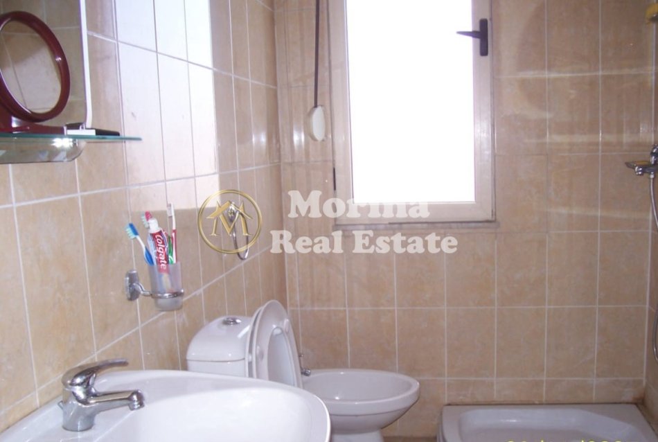Tirane, shitet apartament 1+1 Kati 3, 34 m² 71.400 € (Rruga Jordan Misja)