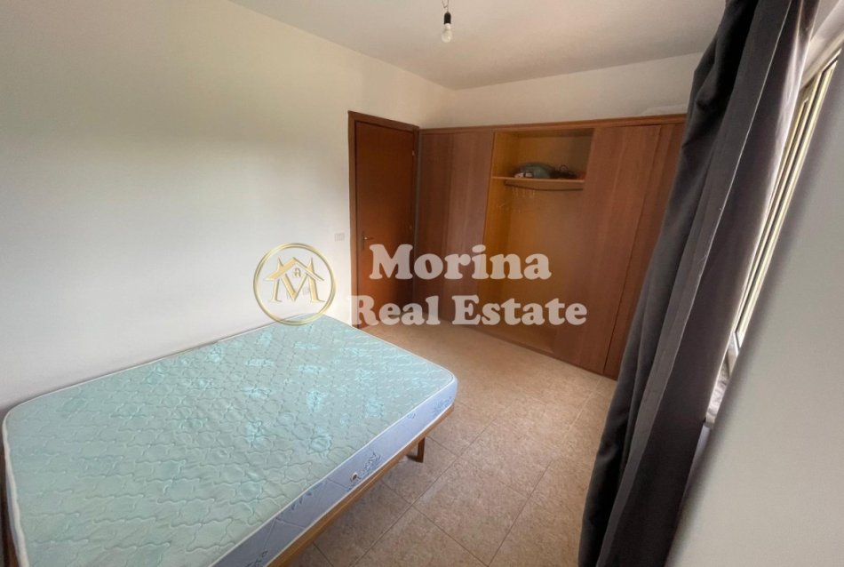 Tirane, jepet me qera apartament 2+1 Kati 3, 95 m² 450 € (Ish Fusha Aviacionit)