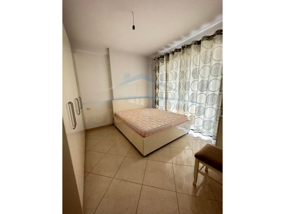 0683487469. Tirane, jepet me qera apartament 2+1+Ballkon Kati 4, 95 m² 450 € (Prane Bar Ales)