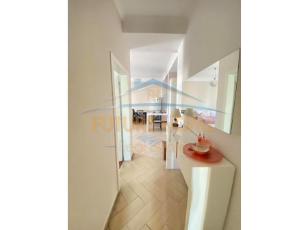 Tirane, shitet apartament 2+1 Kati 8, 112 m² 115.000 Euro