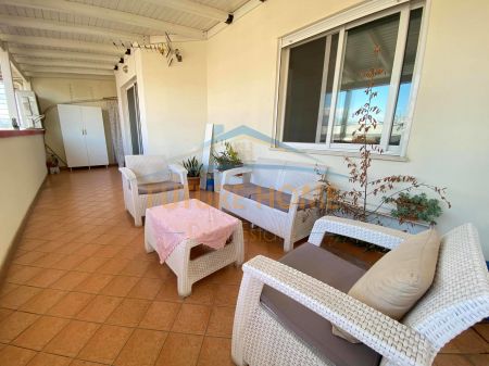Tirane, shitet apartament 2+1 Kati 8, 112 m² 115.000 Euro