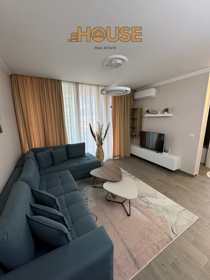 Tirane, jepet me qera apartament 2+1 Kati 7, 105 m² 750 € (Don Bosko)