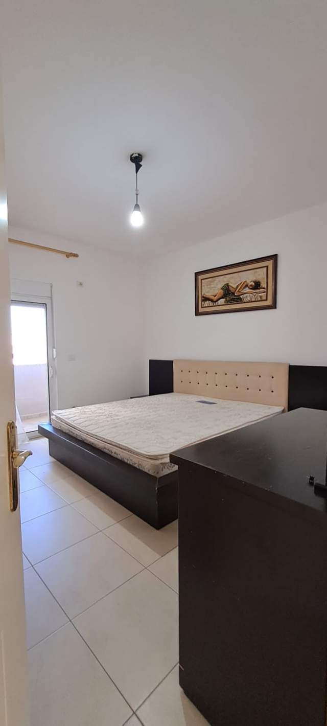 Tirane, jepet me qera apartament 3+1+A+BLK Kati 2, 116 m² 40.000 (Kodra e Priftit)