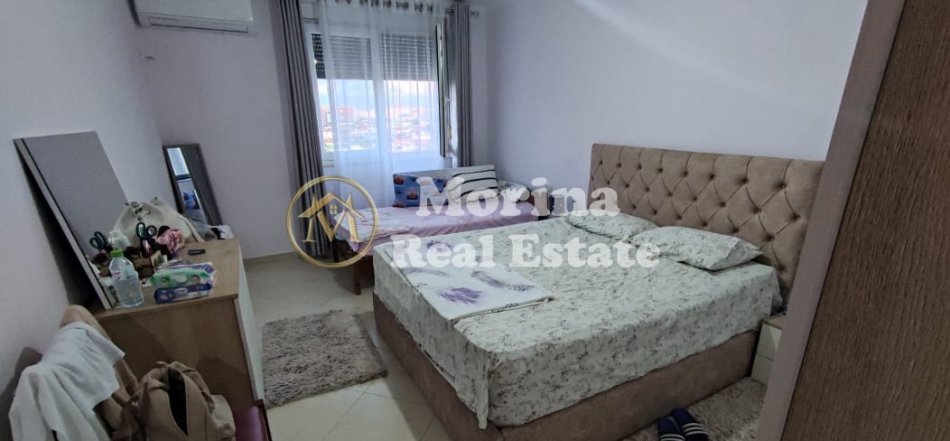 Tirane, shitet apartament 3+1 Kati 1, 130 m² 150.000 € (Rruga Besim Alla)
