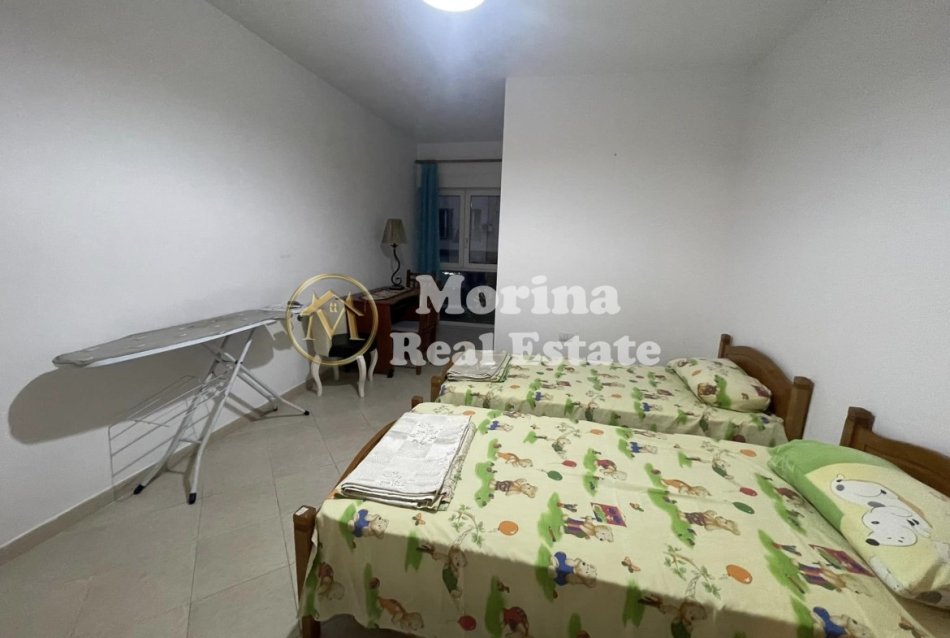 Tirane, jepet me qera apartament 2+1+2wc Kati 2, 110 m² 700 € (Zogu Zi)