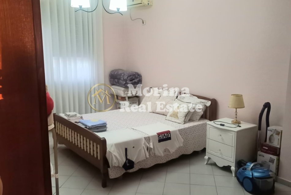 Tirane, shitet Vile Kati 2, 305 m² 310.000 € (Kamez /Rruga Albanet)