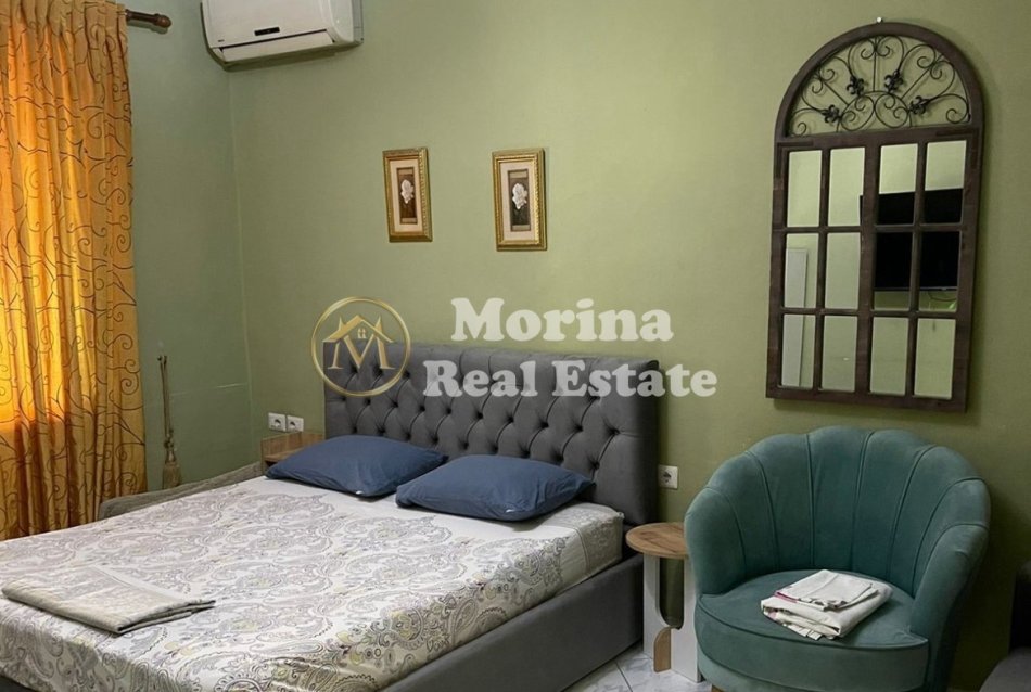 Tirane, jepet me qera apartament 1+1 Kati 2, 60 m² 600 € (Bulevardi Zogu i Pare)